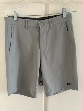 Quiksilver Light Gray Flat-Front Men's Shorts